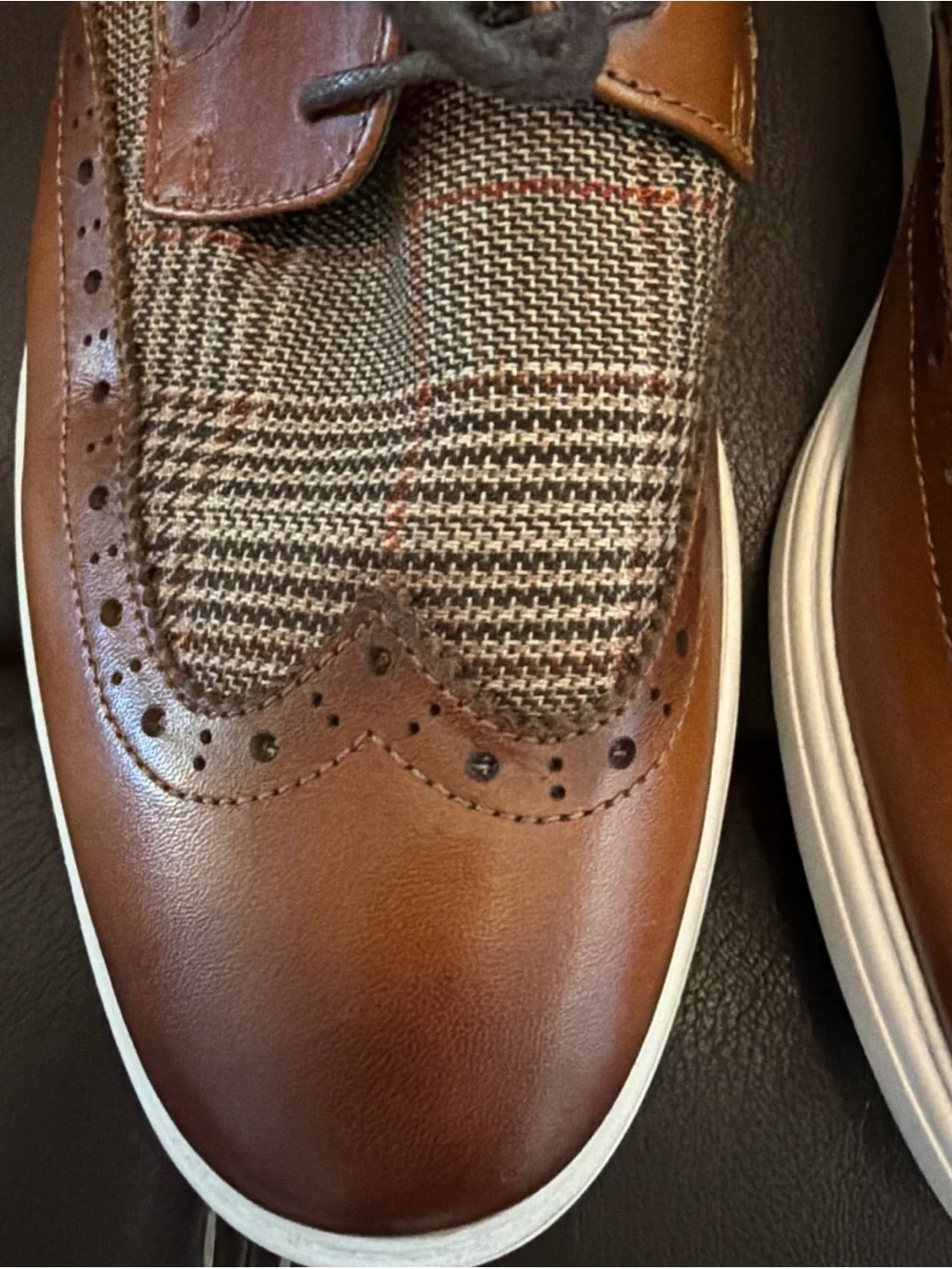 La Milano Palmer 2 Men’s Brown Wingtip Oxford Dress Shoes Size 10.5